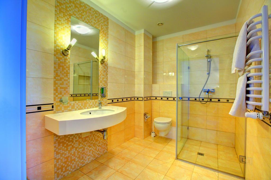 Hostel Evotel Зелонка Екстериор снимка