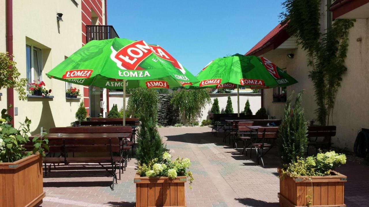 Hostel Evotel Зелонка Екстериор снимка